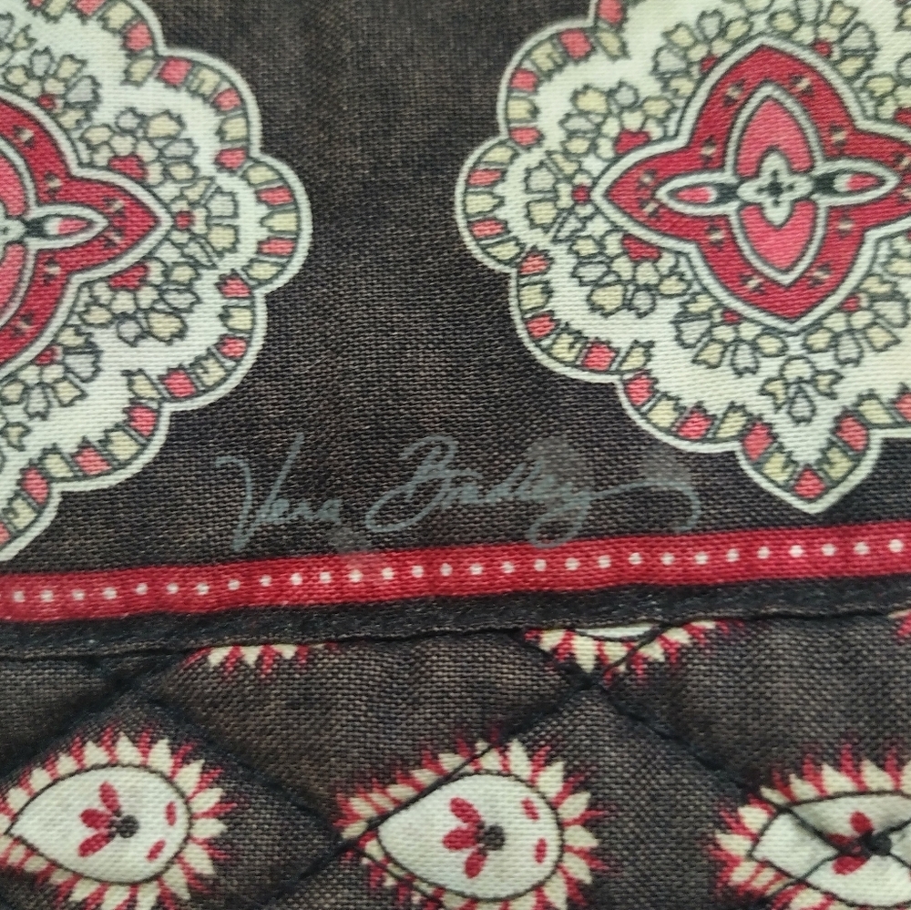Vera Bradley Black Floral Petals/Paisley Pattern, Crossbody Bag - Picture 3 of 15